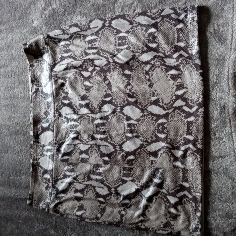 Chico's snake print skirt
